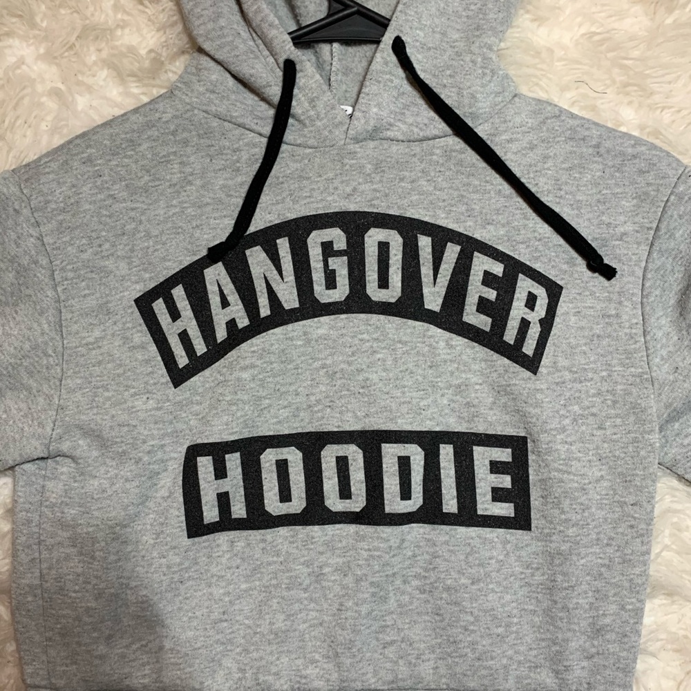 Hangover Hoodie Cropped - Picture 3 of 6